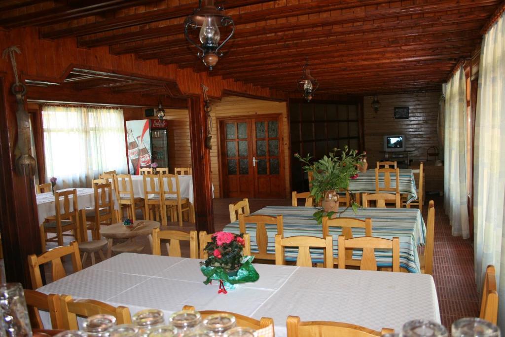 فندق Uzlinaفي  Casa Dintre Salcii المظهر الخارجي الصورة